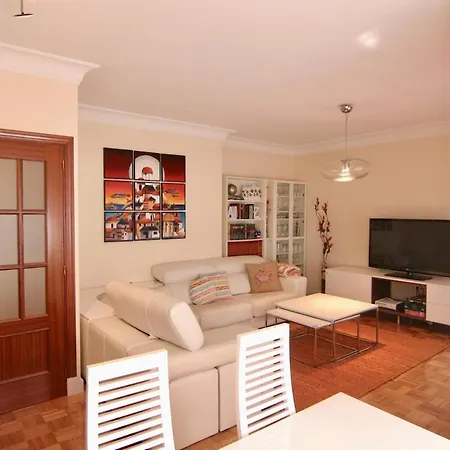 Comodo Y Amplio Apto En Camelias Cuatro * Vigo