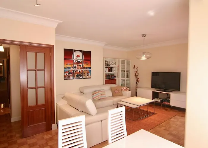 Comodo Y Amplio Apto En Camelias Cuatro * Vigo