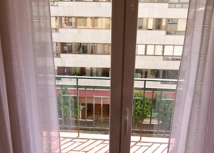 Comodo Y Amplio Apto En Camelias Cuatro Daire Vigo