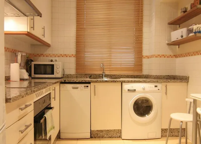 Comodo Y Amplio Apto En Camelias Cuatro * Vigo