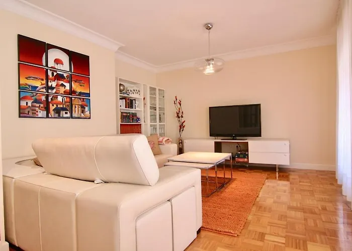 Comodo Y Amplio Apto En Camelias Cuatro * Vigo